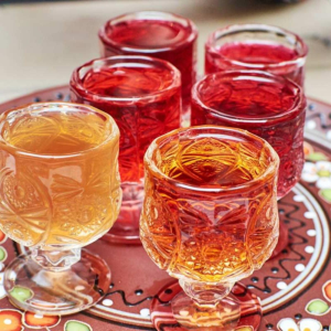 Set 6 Pahare Vintage pentru Visinata, Lichior si Aperitive, 50ml Sticla cu Model in Relief si Picior Sculptat MADGENIX