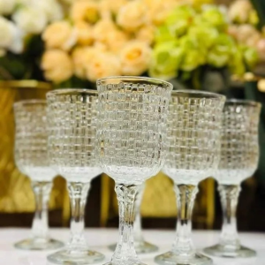 Set 6 Pahare cu Picior MADGENIX, 150ml, Design Texturat Vintage Pahare Elegante pentru Vin, Apa sau Suc, Transparent