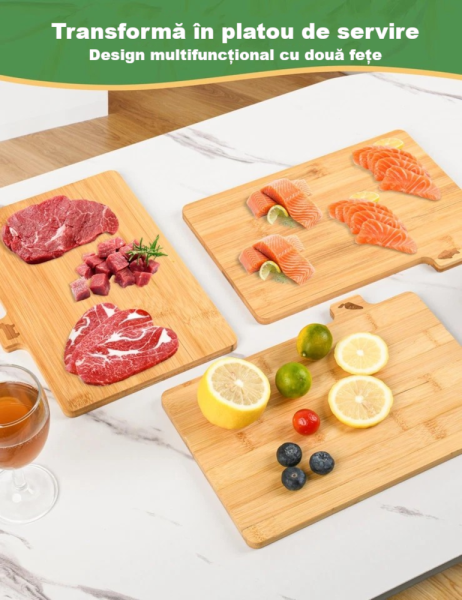 Tocatoare din bambus premium asezate vertical in stativul metalic negru mat pentru economisirea spatiului.