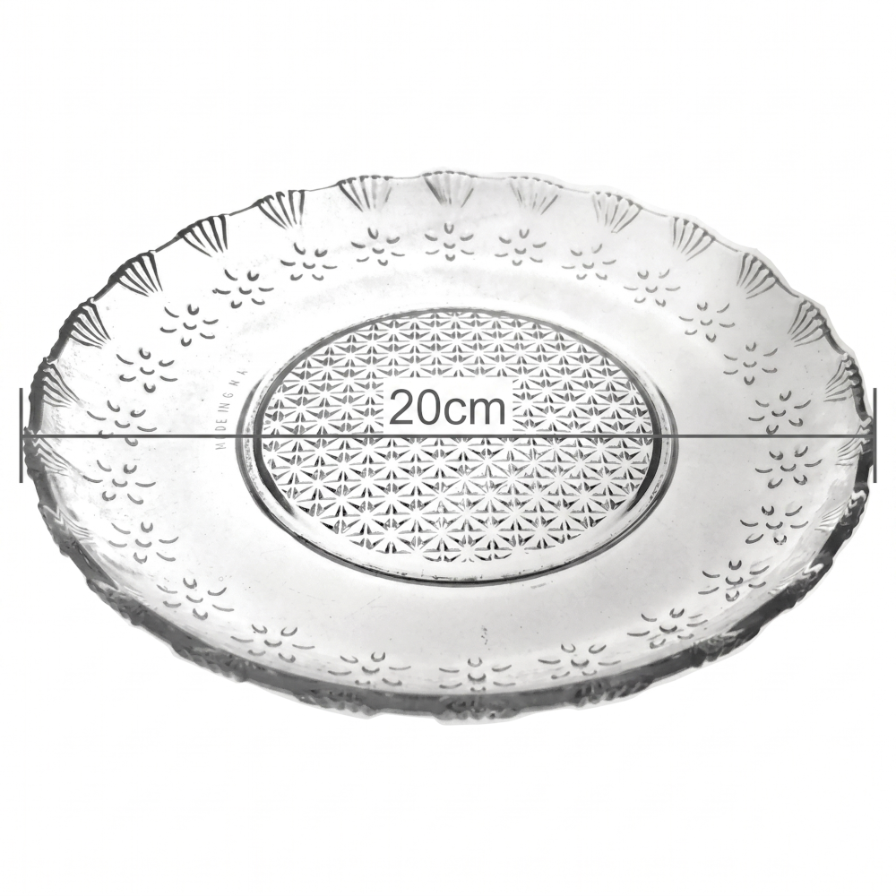 Close-up cu o farfurie intinsa din sticla transparenta MADGENIX, evidentiind dimensiunea de 20 cm printr-o linie de masurare pe centru.