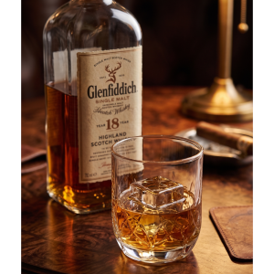 Set 6 pahare din sticla transparenta tip tumbler decorata pentru whisky, bauturi fine si digestiv 190ml MADGENIX